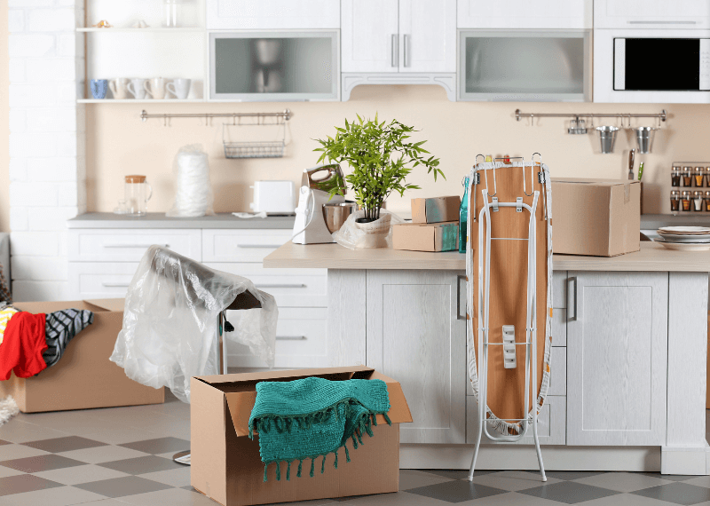 How to Pack a Kitchen for Moving: Tips for Success